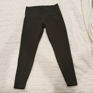 Lululemon wunder under high rise 28” leggings luxtreme size 12 olive green